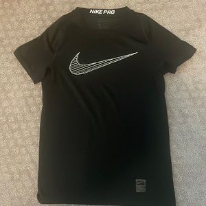 Nike pro youth Medium bundle of shirts